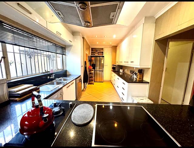 3 BEDROOM HOUSE FOR SALE IN BUURENDAL